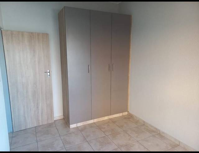 2 BEDROOM PROPERTY TO RENT IN RAVENSWOOD